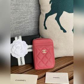 CHANEL 新款小拉鍊零錢包，這款小單拉卡包前幅後幅都增加了卡位！滿足用卡需