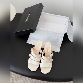 Chanel 25K春夏新品涼鞋系列 這一季山茶花系列真的超美 香奶奶家一貫的