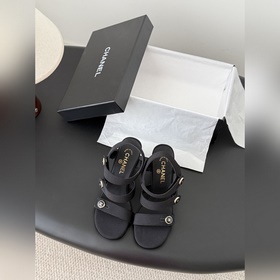 Chanel 25K春夏新品涼鞋系列 這一季山茶花系列真的超美 香奶奶家一貫的