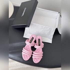 Chanel 25K春夏新品山茶花涼鞋系列 這一季山茶花系列真的超美 香奶奶家