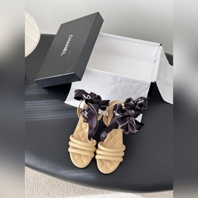 Chanel 25K春夏新品山茶花涼鞋系列 這一季山茶花系列真的超美 香奶奶家