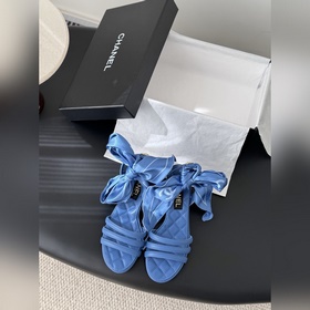 Chanel 25K春夏新品山茶花涼鞋系列 這一季山茶花系列真的超美 香奶奶家