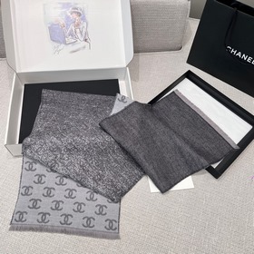 Chanel 新款 滿天星圍巾 漸變灰 Size：185x35cm 57%羊毛4
