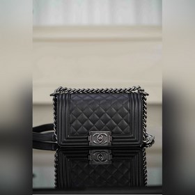 頂級進口原廠皮 所見即所得！  CHANEL LEBOY 小球紋 黑銀小號
