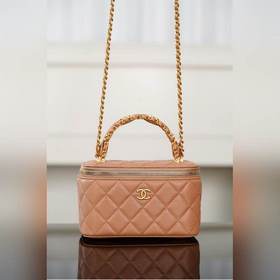 頂級進口原廠皮 所見即所得！ Chanel 25B VANITY系列化妝盒 焦