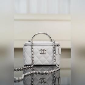 頂級進口原廠皮 所見即所得！ Chanel 25P 隐藏款 手柄長盒子包 白色