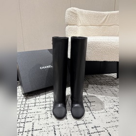 頂級版本 Chane 小香 25， 秋冬最新 走秀款 騎士 褲筒靴 美的太超過