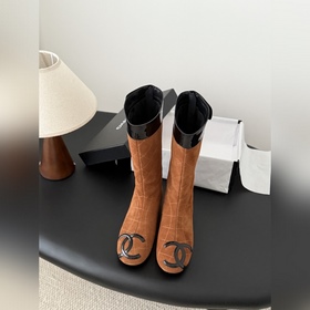 Chanel Vintage中古康鵬系列中筒靴 簡約而不簡單的款，上腳特别顯腳