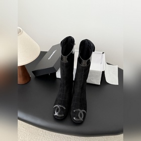 Chanel Vintage中古康鵬系列中筒靴 簡約而不簡單的款，上腳特别顯腳