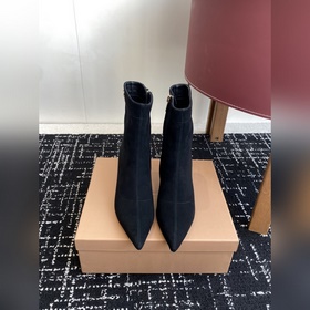 代購級 gianvito rossi 25 秋冬走秀新款短靴！ 今年最值得入手