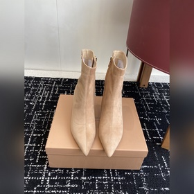 代購級 gianvito rossi 25 秋冬走秀新款短靴！ 今年最值得入手