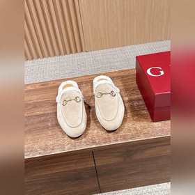 GUCCI 古馳秋冬新款羊羔毛 馬銜扣穆勒半拖 麂皮，羊皮材質 Size：35-