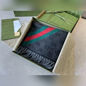 Gucci新款 中性男女款長巾 米白 1.1最高品質！時尚雙G提花 低調中不失