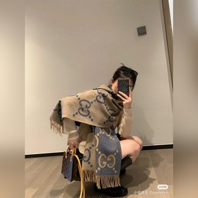 Gucci 大G流蘇 最新爆款 經典雙大g 雙面提花流蘇圍巾 經典的設計 耐看百