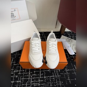 代購級 Hermes 情侶款 休閑鞋 愛馬仕作為奢侈品牌中的巨頭，所出的單品一直