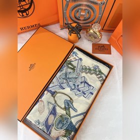 140頂級絲絨雙面，手工卷邊絲絨雙面方巾(30%真絲70%羊絨) 絲絨雙面印花