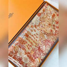 140頂級絲絨雙面，手工卷邊絲絨雙面方巾(30%真絲70%羊絨) 絲絨雙面印花