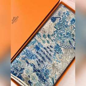 140頂級絲絨雙面，手工卷邊絲絨雙面方巾(30%真絲70%羊絨) 絲絨雙面印花