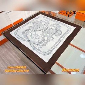 華麗的缰辔花卉版 90方巾 [18mm頂級真絲雙面同色絲巾] 手工卷邊斜紋真絲