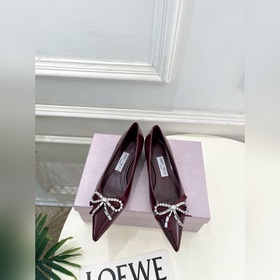JimmyChoo 吉米周 26ss --- 2026ss早春新品尖頭水鑽蝴蝶
