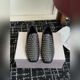 Jimmy Choo 吉米周，JC 2026 新款平底 粗跟 镂空 單鞋 新款