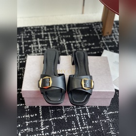 Jimmychoo 吉米周2026ss，方頭 小粗跟 拖鞋 簡約大氣，後帶工形