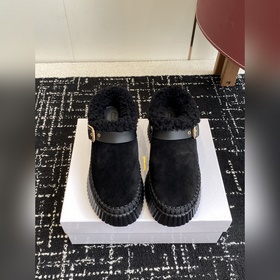 代購級 Jimmy Choo 25ss 最新休閑鞋，專櫃主打系列！代購級别！