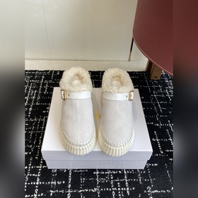 代購級 Jimmy Choo 25ss 最新休閑鞋，專櫃主打系列！代購級别！