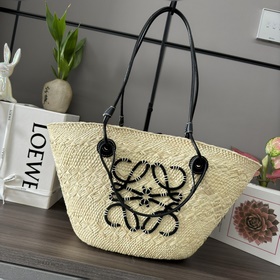 Loewe (高版本) 伊拉卡棕榈纖維和牛皮革 Anagram Basket