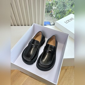 G042代購級别所見即所得羅意威新款瑪麗珍單鞋樂福鞋LoeweCampo單鞋Lo