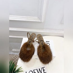 LOEWE 羅意威 26ss 2026早春新品秀場款Toy後系帶毛毛穆勒高跟鞋