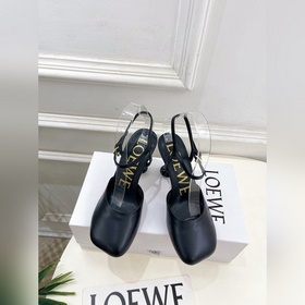 LOEWE 羅意威 2026秋冬新品 Toy 踝帶芭蕾舞平底鞋、高跟鞋 ----