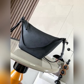 爆款HammockHobo手袋 新款吊床包，腋下包，一款三用：手提、肩背、斜挂！