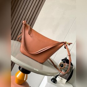 爆款HammockHobo手袋 新款吊床包，腋下包，一款三用：手提、肩背、斜挂！