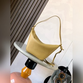爆款HammockHobo手袋 新款吊床包，腋下包，一款三用：手提、肩背、斜挂！