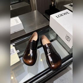Loewe，羅意威 高端男士熱賣精品休閑皮鞋，進口亮面擦色牛皮德比鞋将工緻元素與