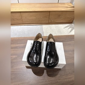 Loewe，羅意威 高端男士熱賣精品休閑皮鞋，鞋面進口牛皮，開邊珠，水染牛皮内裡
