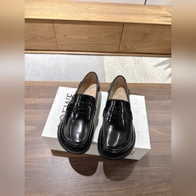 Loewe，羅意威 高端男士熱賣精品休閑皮鞋，鞋面進口牛皮，開邊珠，水染牛皮内裡
