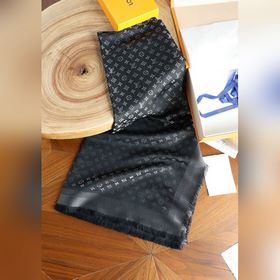 驢家小logo銀線方巾 三色 改良款經典銀線方巾 手感絲滑 軟糯 若隐若現的金屬