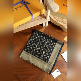 金銀線方巾 經典中的經典 新版标簽 質量好 垂感足 不易皺 不起毛 禦寒搭配保暖