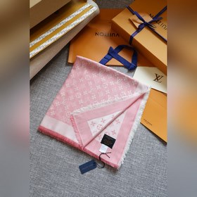L經典雙色提花方巾 經典到無敵的款式 市面什麼質量都有，原版是真絲 羊毛的 差版