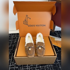 代購級 Louis vuitton 25ss 羊毛 平底樂福鞋 豆豆鞋，采用優質