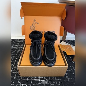 代購級 Louis Vuitton lv最新秋冬可愛 羊毛 雪地靴 勃肯鞋型體，