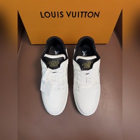 驢家 新配色 情侶款trainer運動鞋，本款 LV Trainer 運動鞋取材
