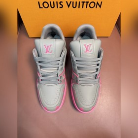 驢家 新配色 情侶款trainer運動鞋，本款 LV Trainer 運動鞋取材