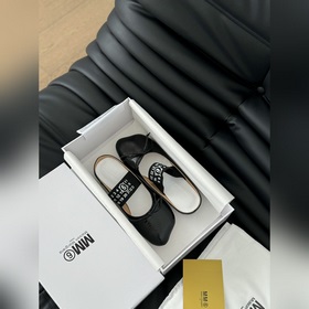 高定品質！Maison Margiela MM6分趾鞋 Tabi 意産植鞣羊皮！