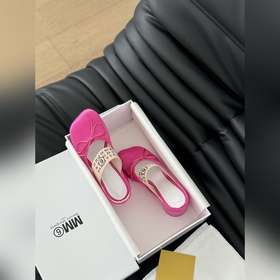高定品質！Maison Margiela MM6分趾鞋 Tabi 意産植鞣羊皮！