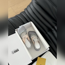 高定品質！Maison Margiela MM6分趾鞋 Tabi 意産植鞣羊皮！