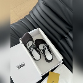 高定品質！Maison Margiela MM6分趾鞋 Tabi 意産植鞣羊皮！