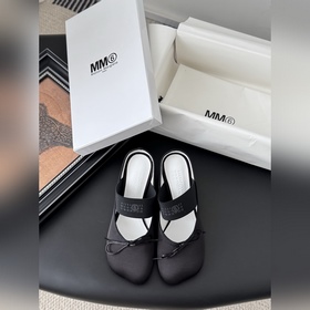 高定品質！Maison Margiela MM6分趾鞋 Tabi 意産植鞣羊皮！